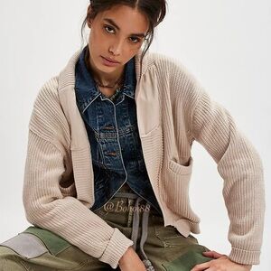 NEW Free People We The Free Worn Thru Surplus
Cardi